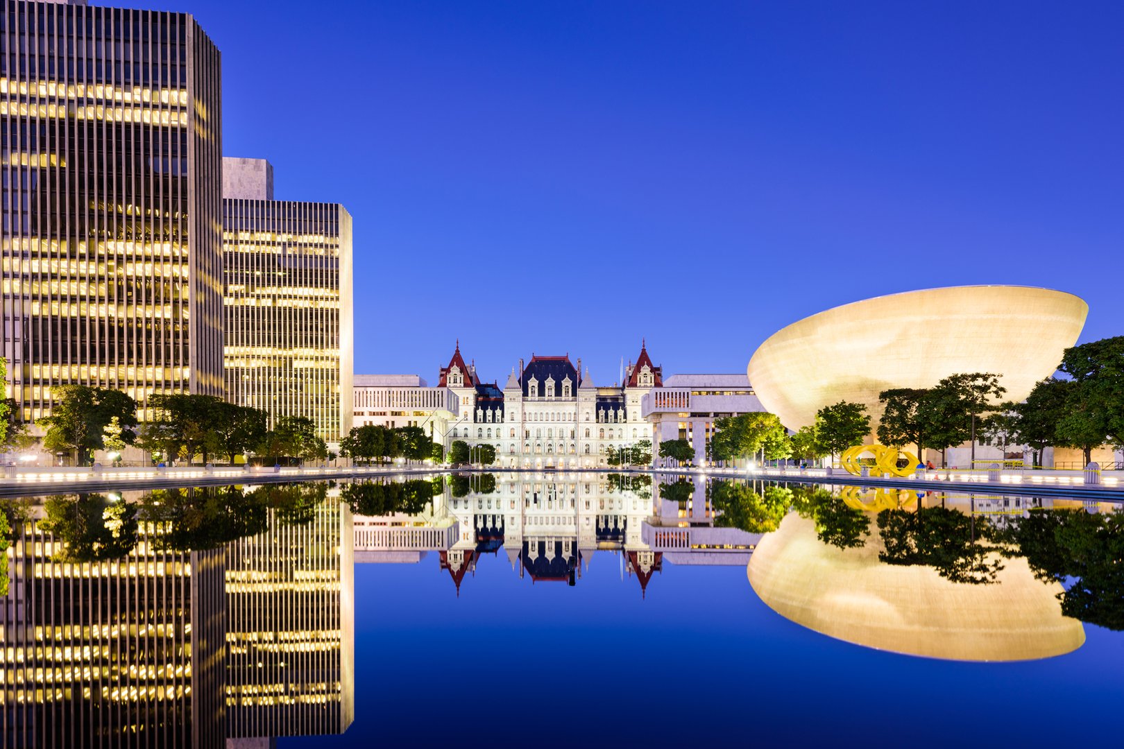 View of Albany skyline from water on a New York Flight + Hotel JetBlue Vacations all inclusive package