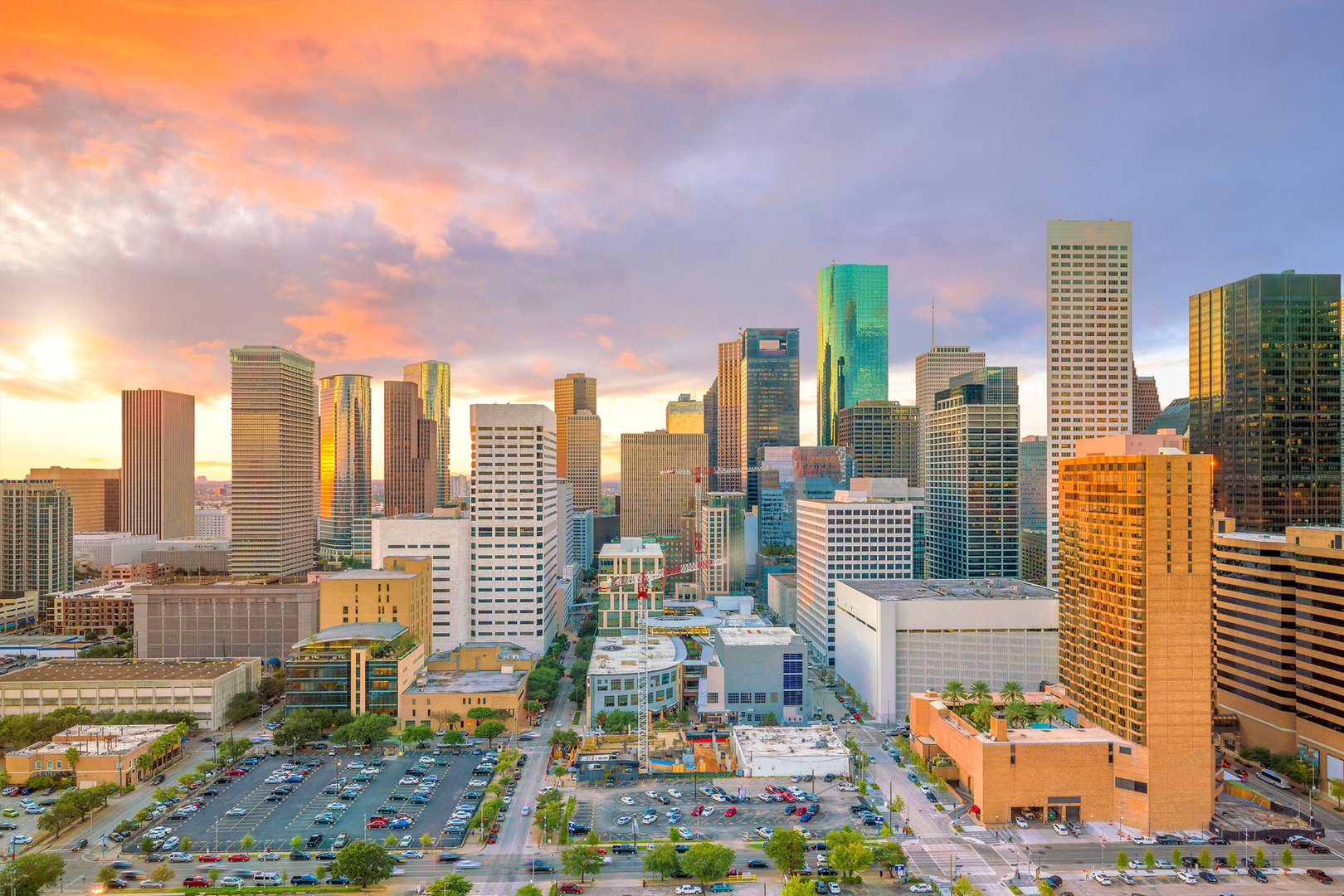 Aerial view of skyline at sunset on a Houston Flight + Hotel JetBlue Vacations all inclusive package
