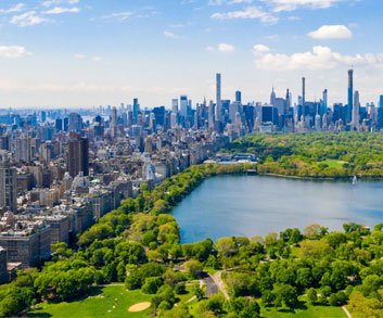 Aerial view of Central Park and skyline of New York City on a JetBlue Vacations New York package