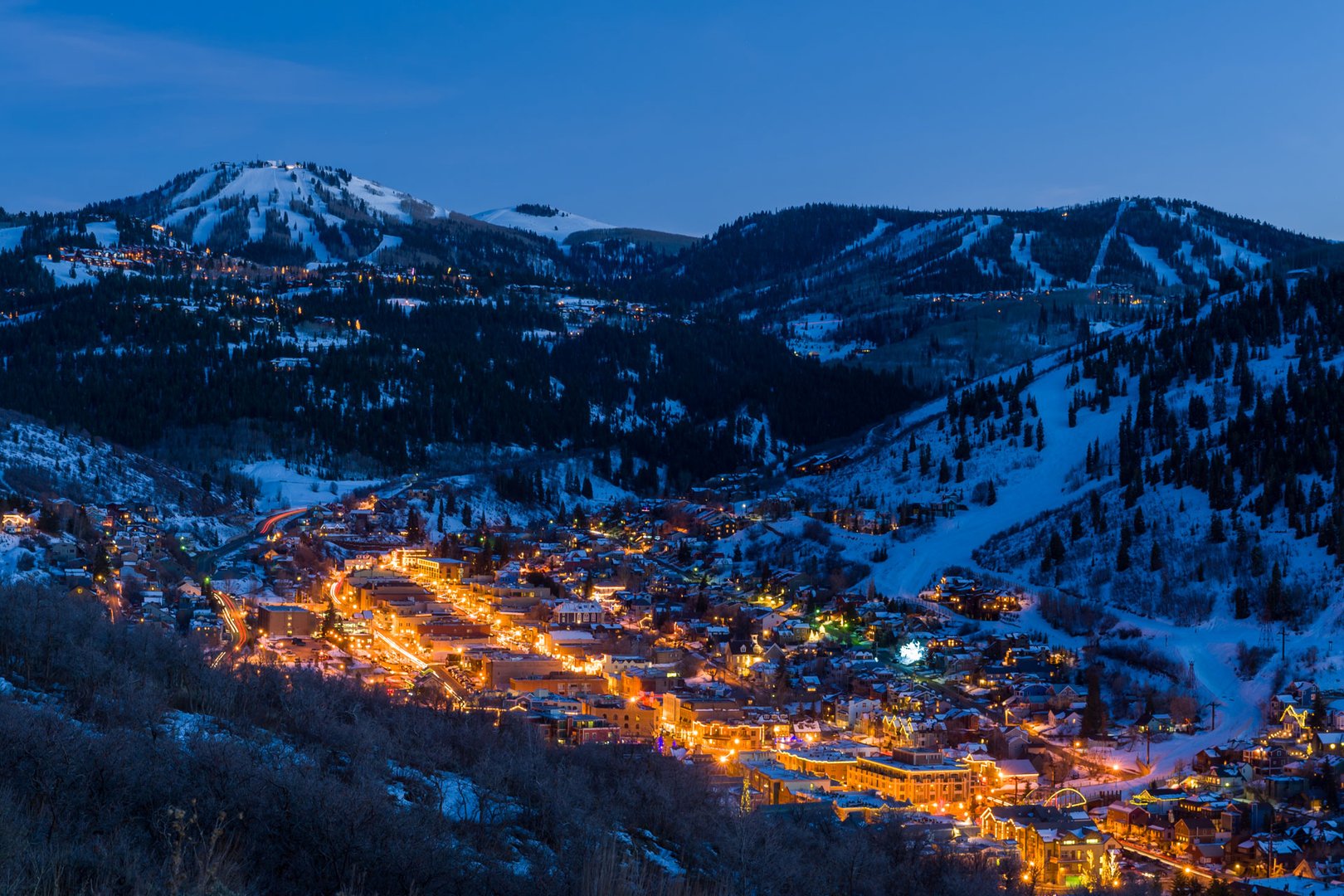 Aerial view of Park City at night on a Utah Flight + Hotel JetBlue Vacations all inclusive package