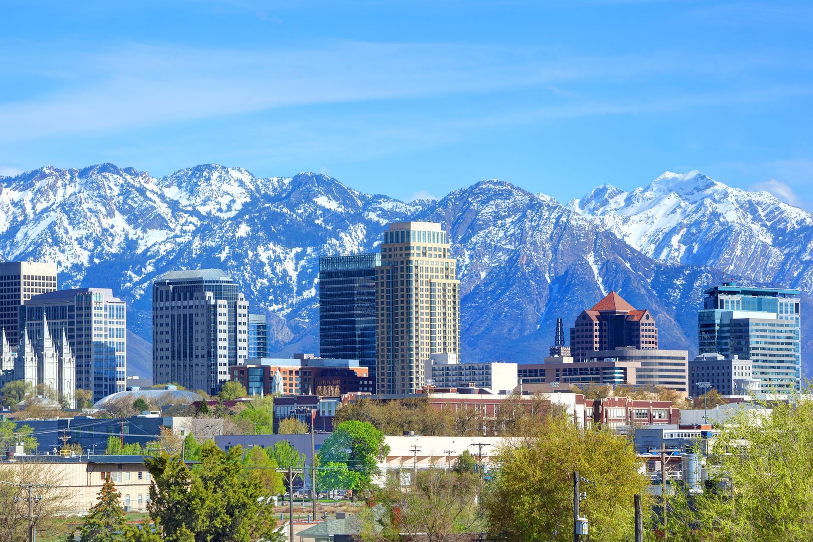View of skyline and mountains on a Salt Lake City Flight + Hotel JetBlue Vacations package