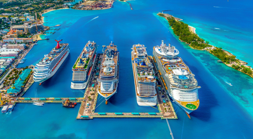 Aerial view of cruise ships docked in Nassau on a JetBlue Vacations all inclusive cruise package to the Bahamas